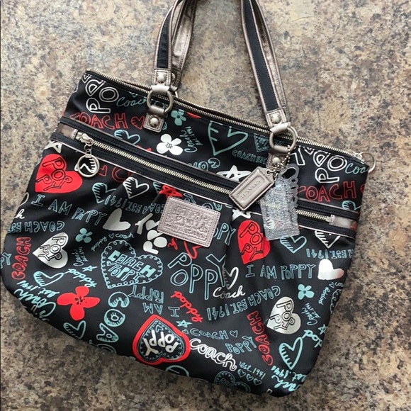 Coach Handbags - Coach Poppy Tote